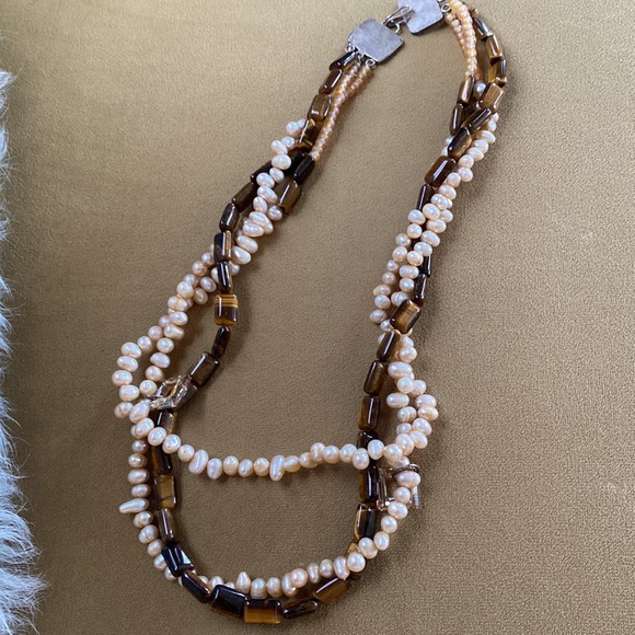 Chic layered necklace - Picture 3 of 5